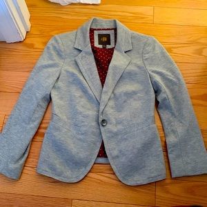 Gray blazer